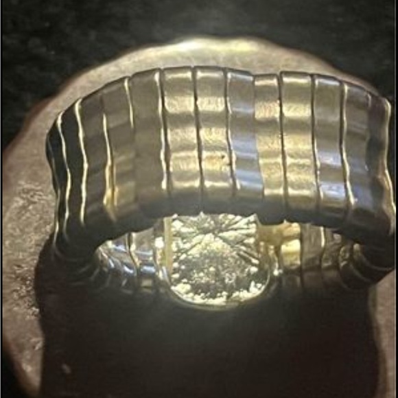 Ring Rustic Looking Cross Ring Salmon Color . Stretchable Band . New - Picture 3 of 5